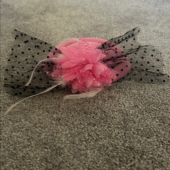 Elegant Pink Fascinator with Polka Dot Mesh - Picture 1 of 5